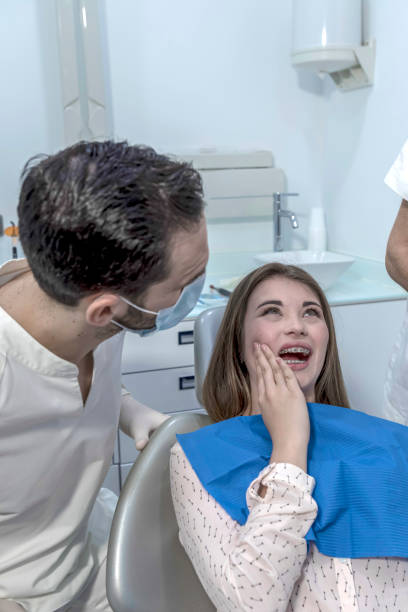 Best Emergency Tooth Extraction in Random Lake, WI